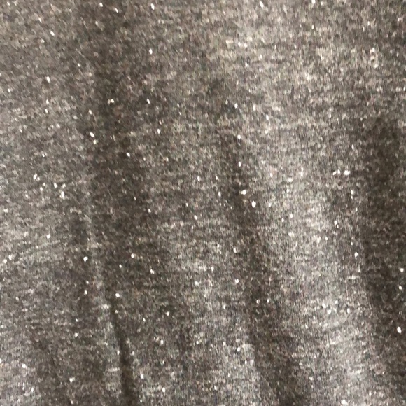 H&M Crewneck T-Shirt - Picture 4 of 4